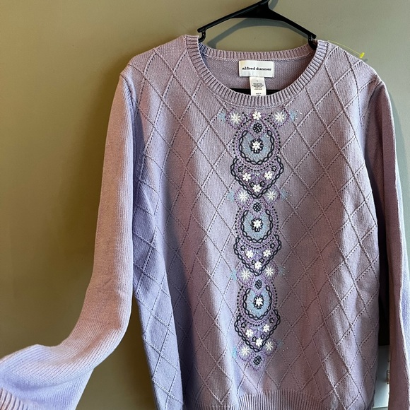 Alfred Dunner Lavender Sweater with Floral Accents Large CottageCore NWT - Picture 7 of 9